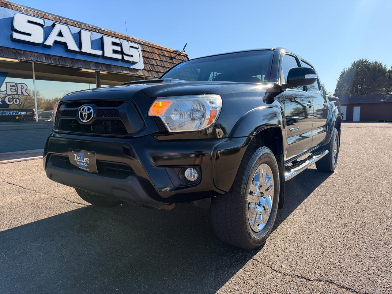 Toyota Tacoma 4WD Double Cab V6 MT (Natl) 2012