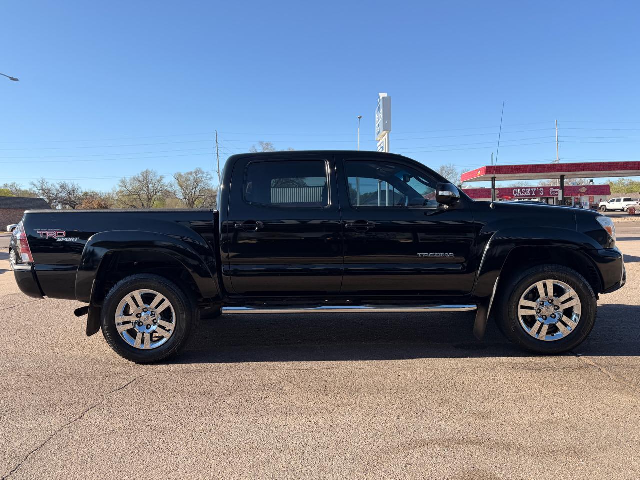 Toyota Tacoma 4WD Double Cab V6 MT (Natl) 2012