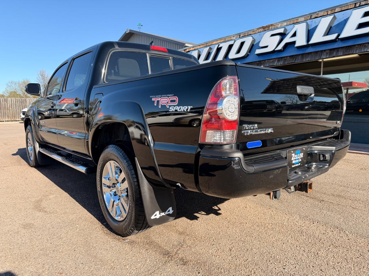 Toyota Tacoma 4WD Double Cab V6 MT (Natl) 2012
