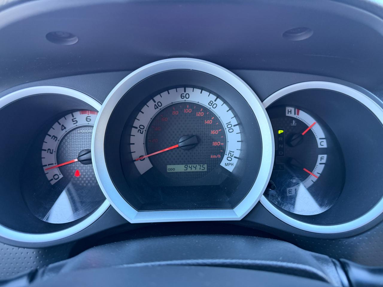 Toyota Tacoma 4WD Double Cab V6 MT (Natl) 2012