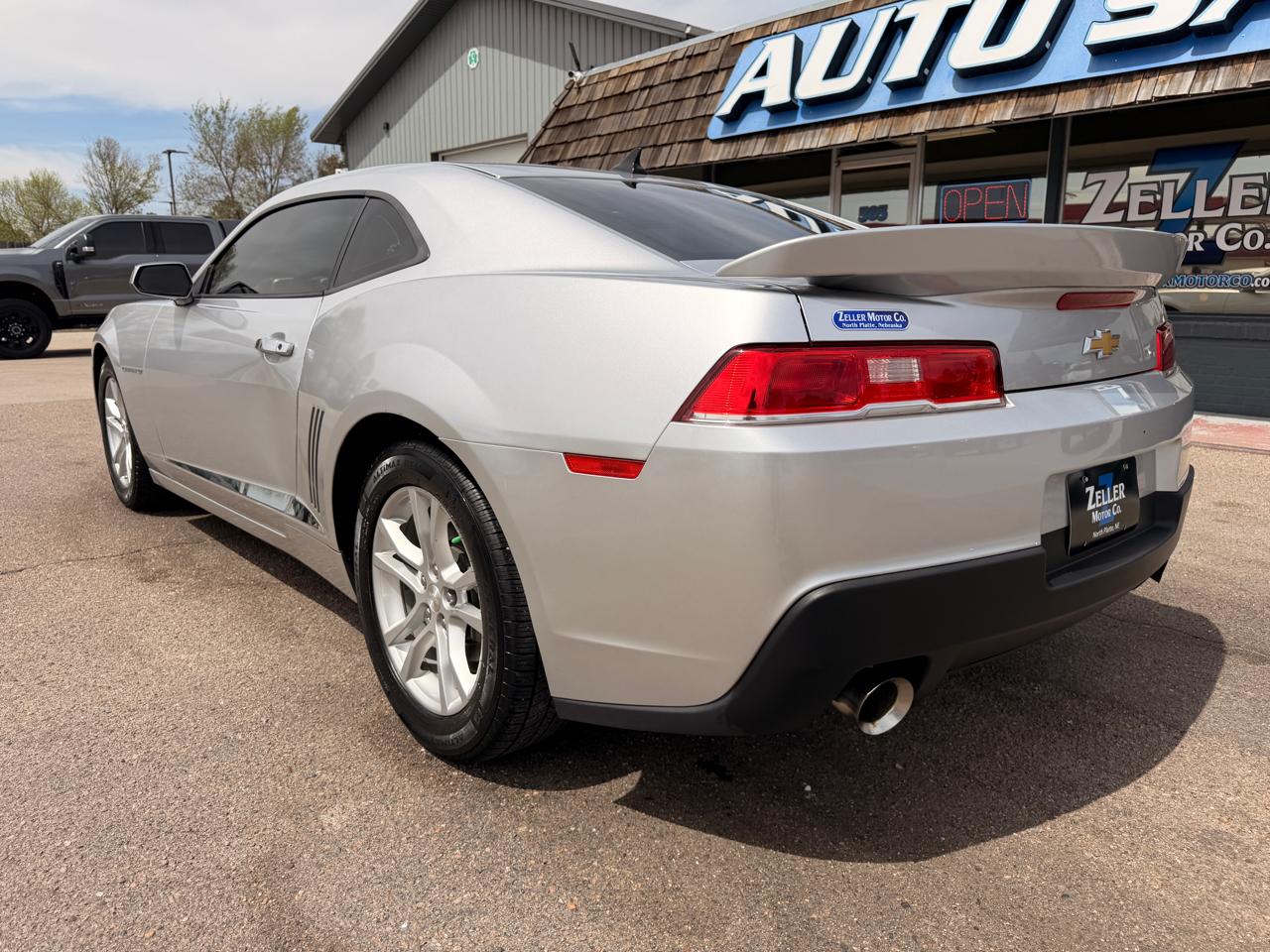 Chevrolet Camaro 2dr Cpe LS w/2LS 2015