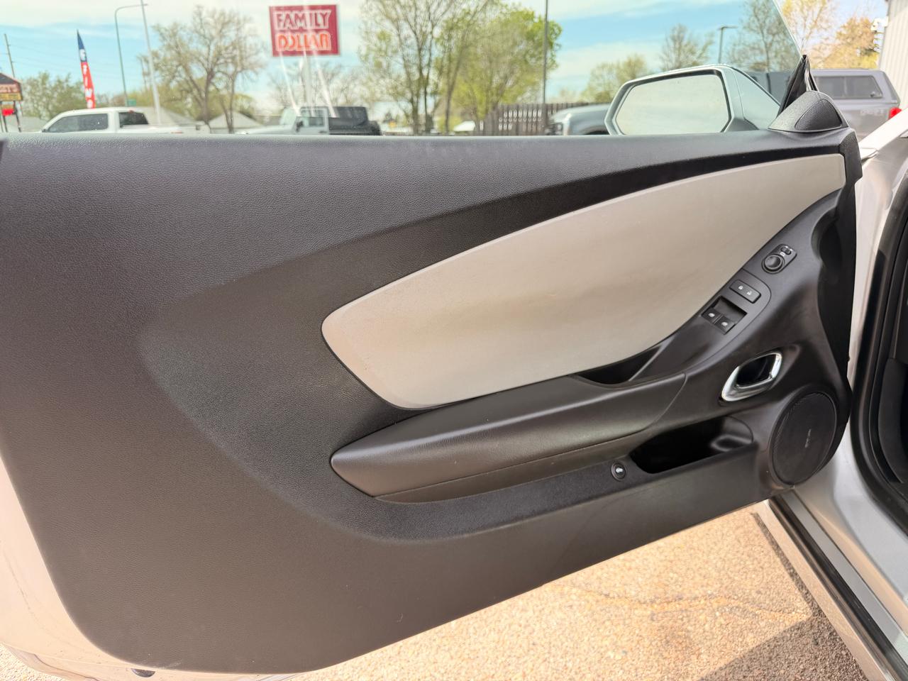 Chevrolet Camaro 2dr Cpe LS w/2LS 2015