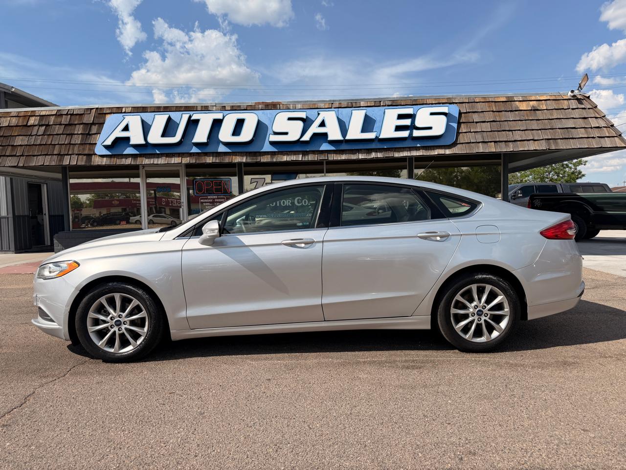 Ford Fusion SE FWD 2017