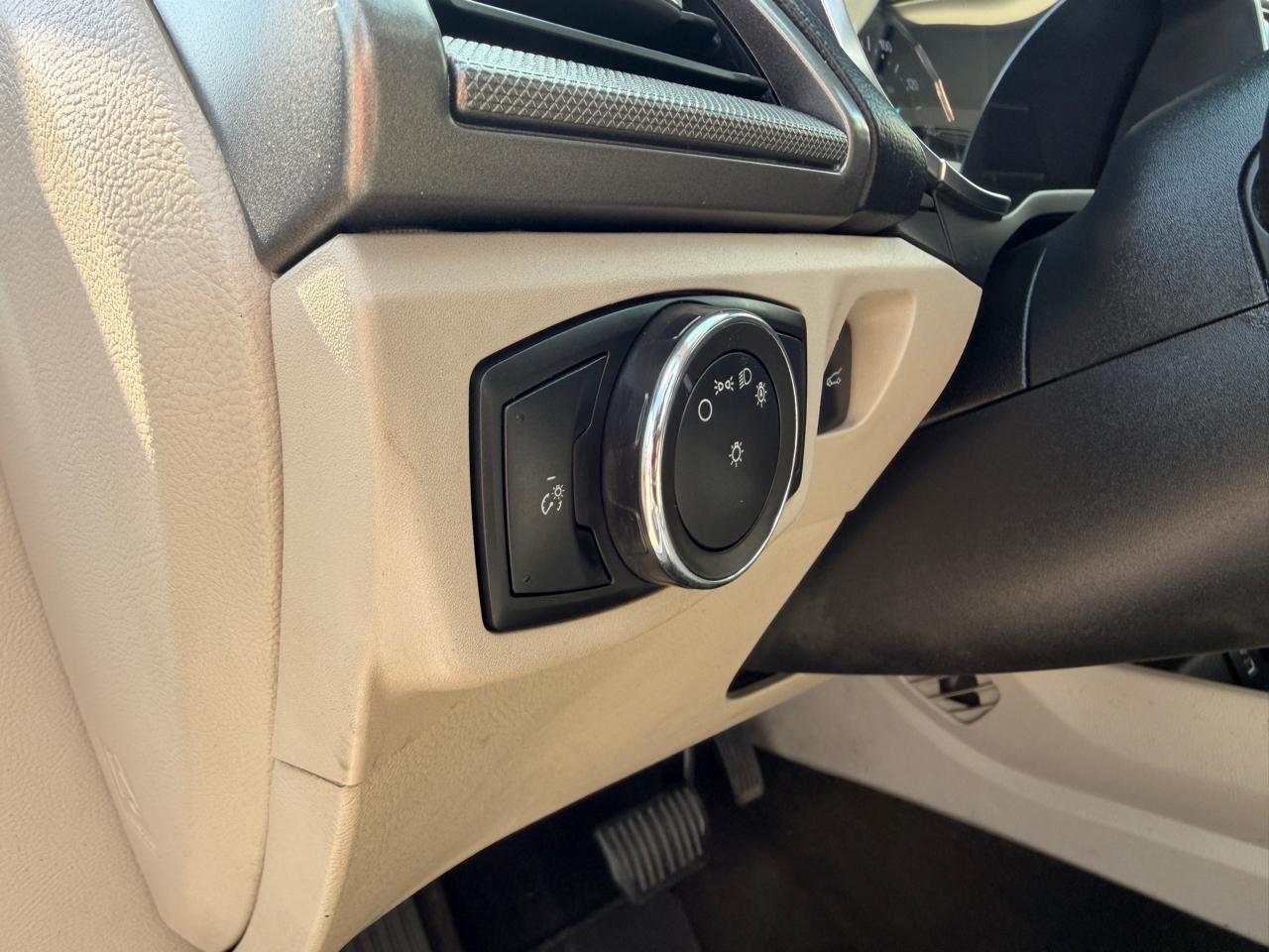 Ford Fusion SE FWD 2017