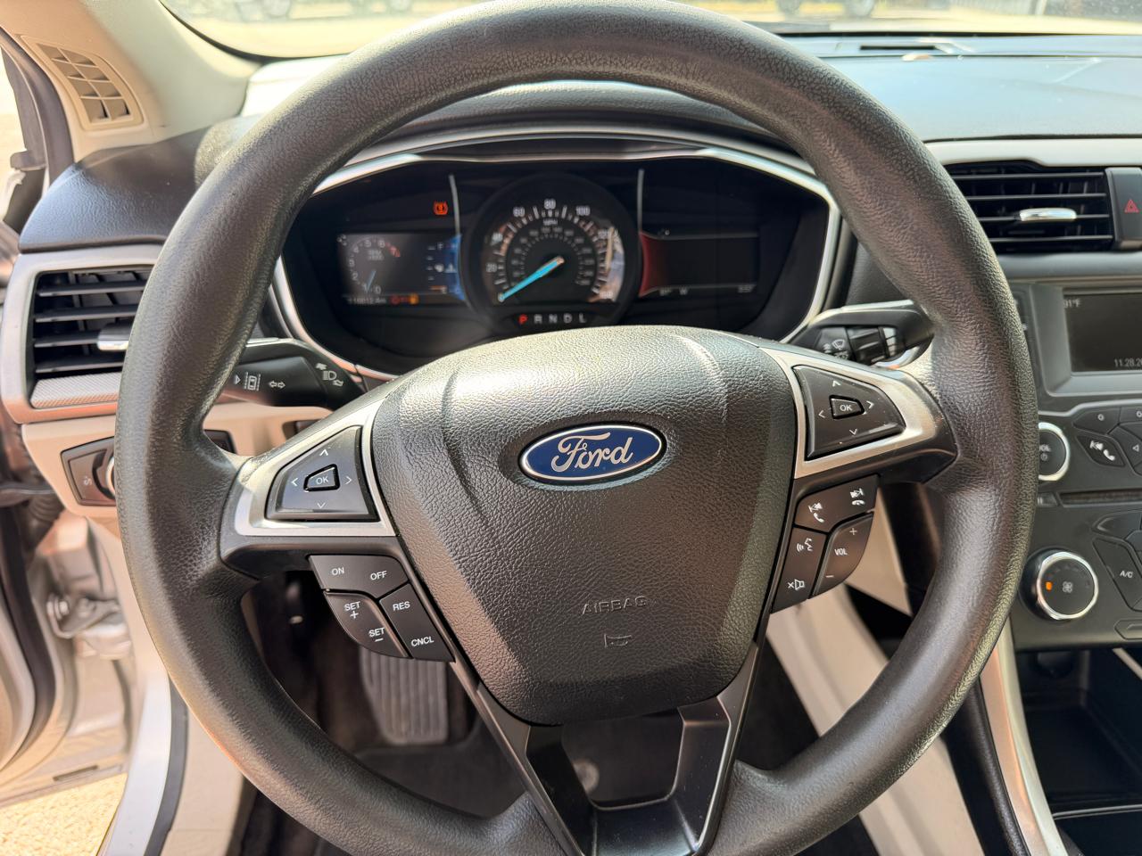 Ford Fusion SE FWD 2017