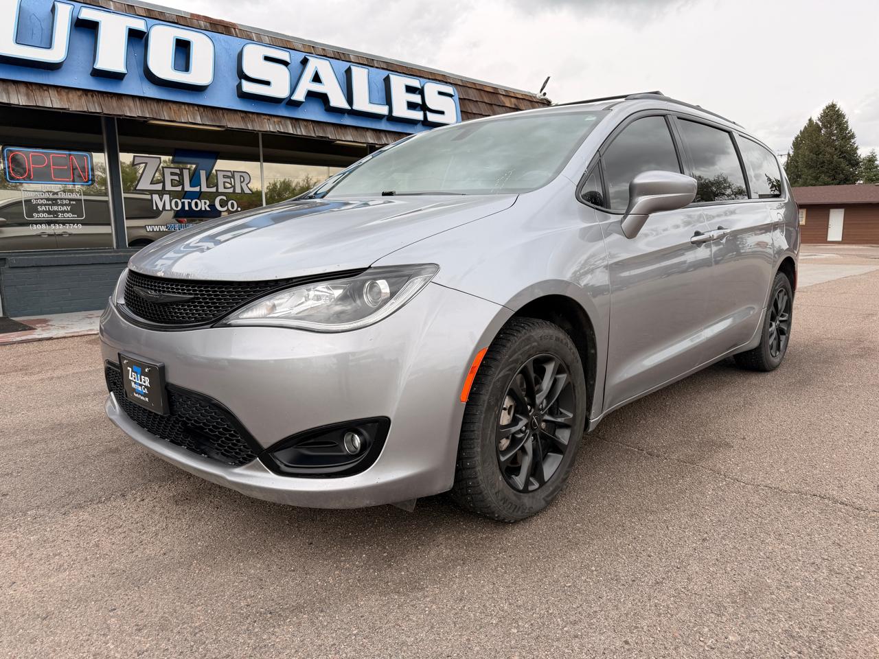 2020 Chrysler Pacifica Launch Edition AWD