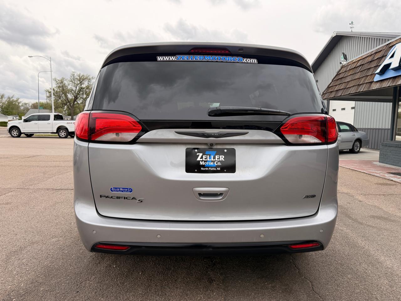 Chrysler Pacifica Launch Edition AWD 2020