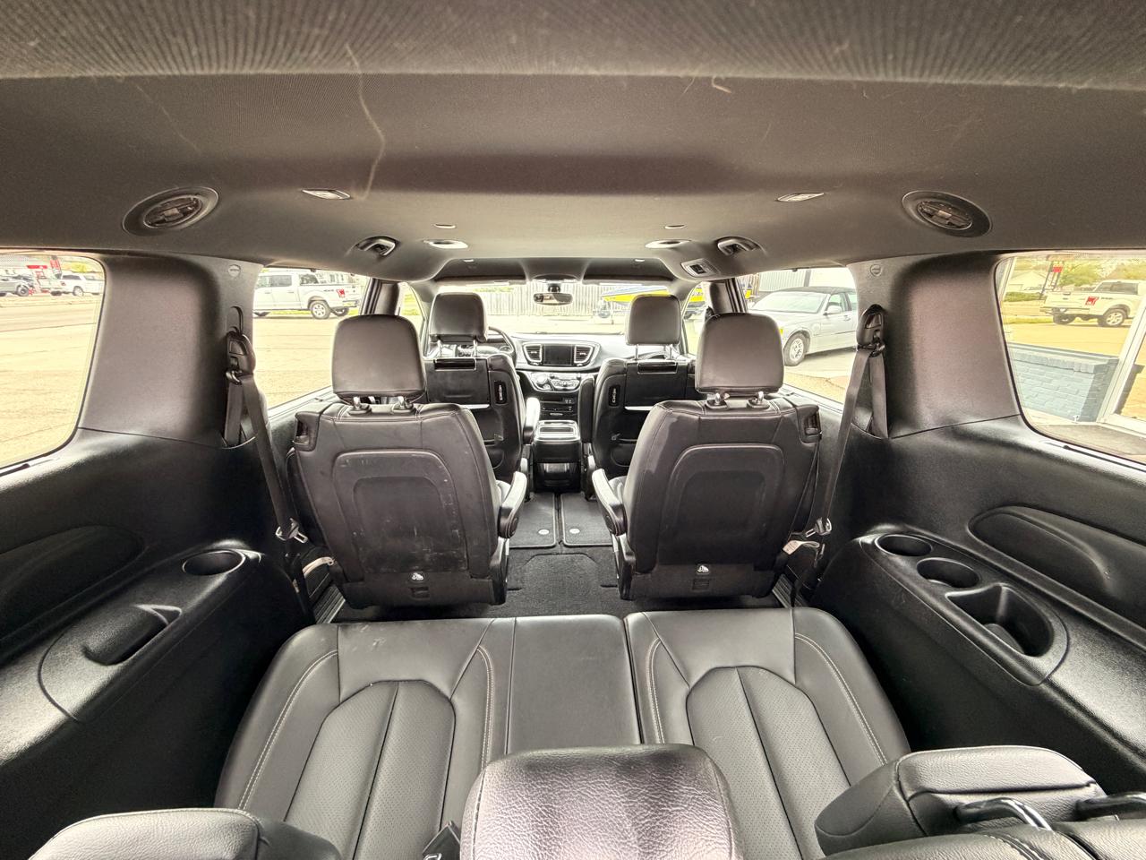 Chrysler Pacifica Launch Edition AWD 2020