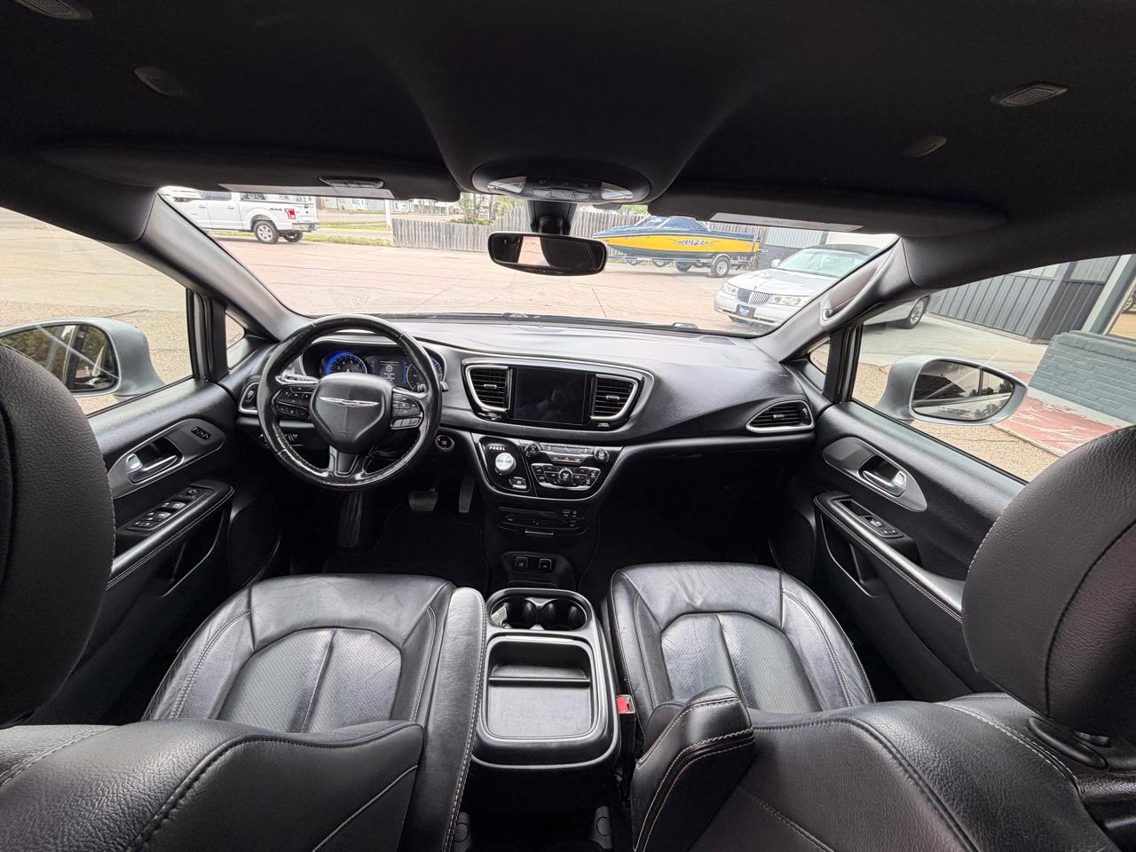 Chrysler Pacifica Launch Edition AWD 2020