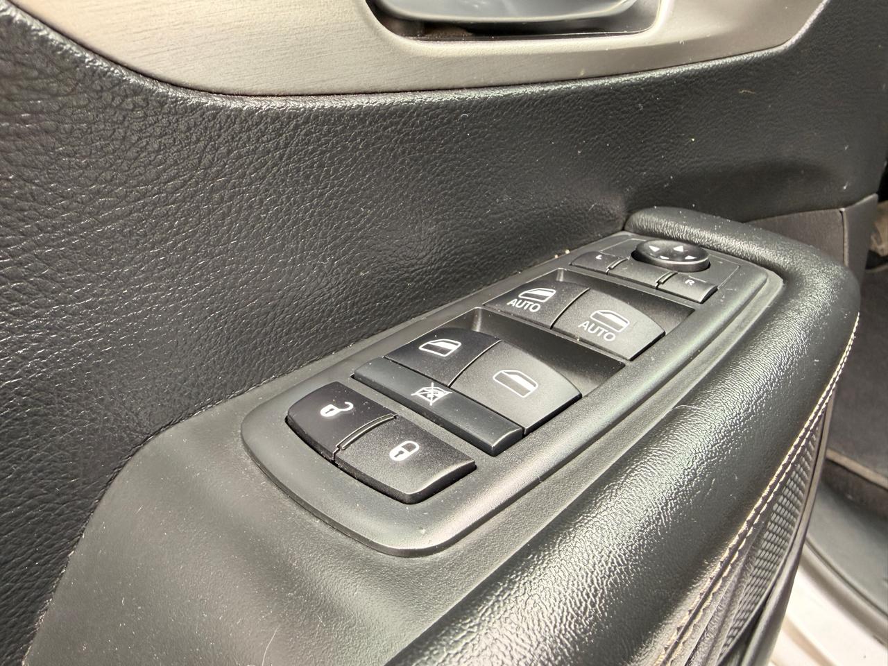 Chrysler Pacifica Launch Edition AWD 2020