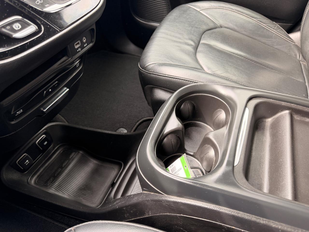 Chrysler Pacifica Launch Edition AWD 2020