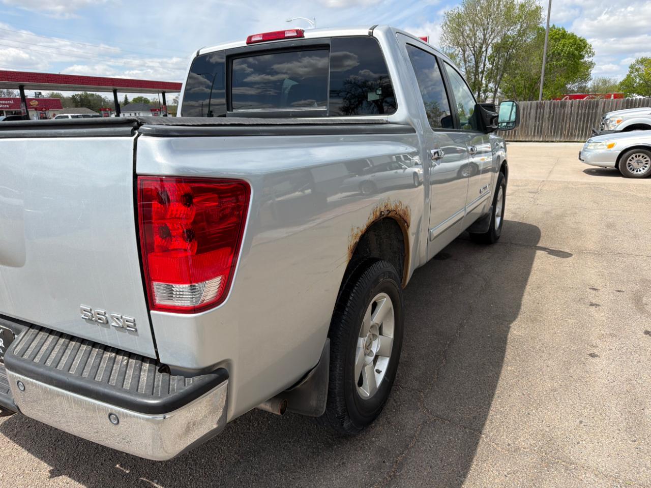 Nissan Titan SE Crew Cab 4WD FFV 2006
