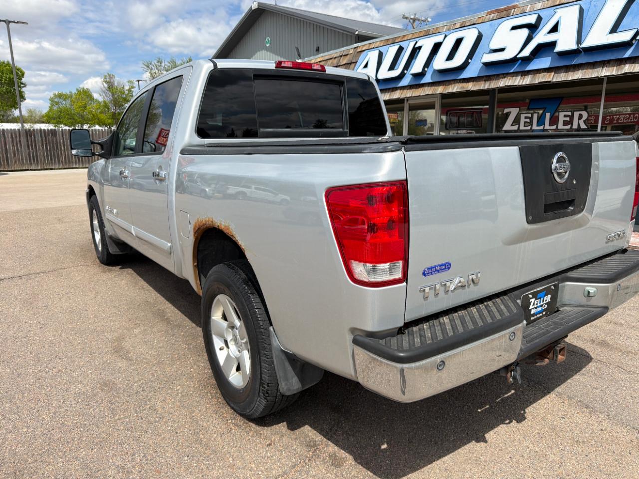 Nissan Titan SE Crew Cab 4WD FFV 2006