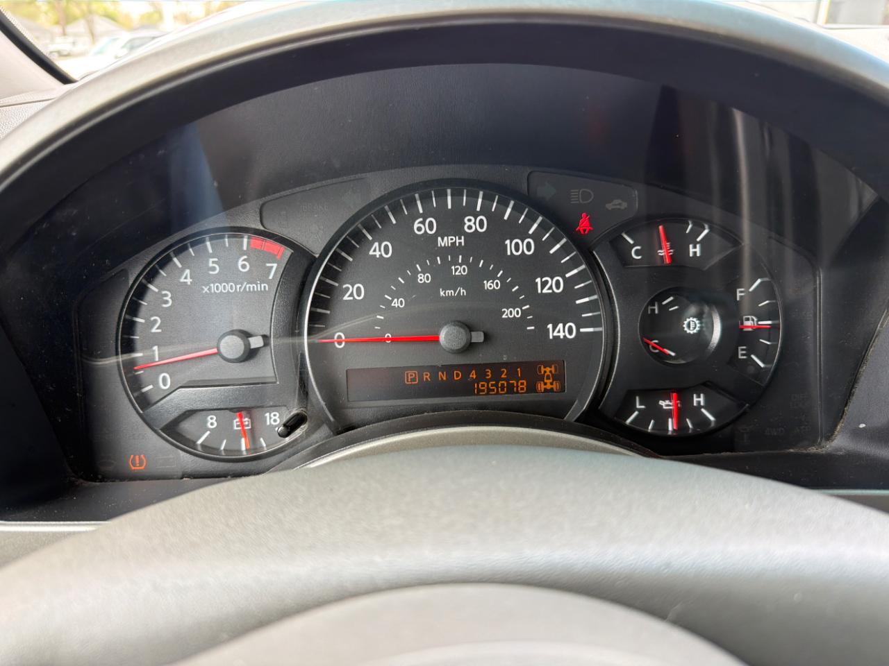 Nissan Titan SE Crew Cab 4WD FFV 2006