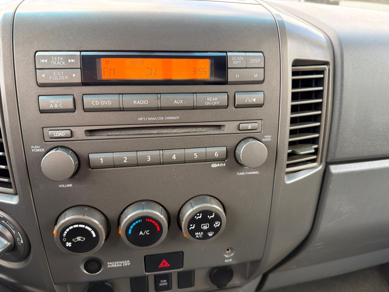 Nissan Titan SE Crew Cab 4WD FFV 2006