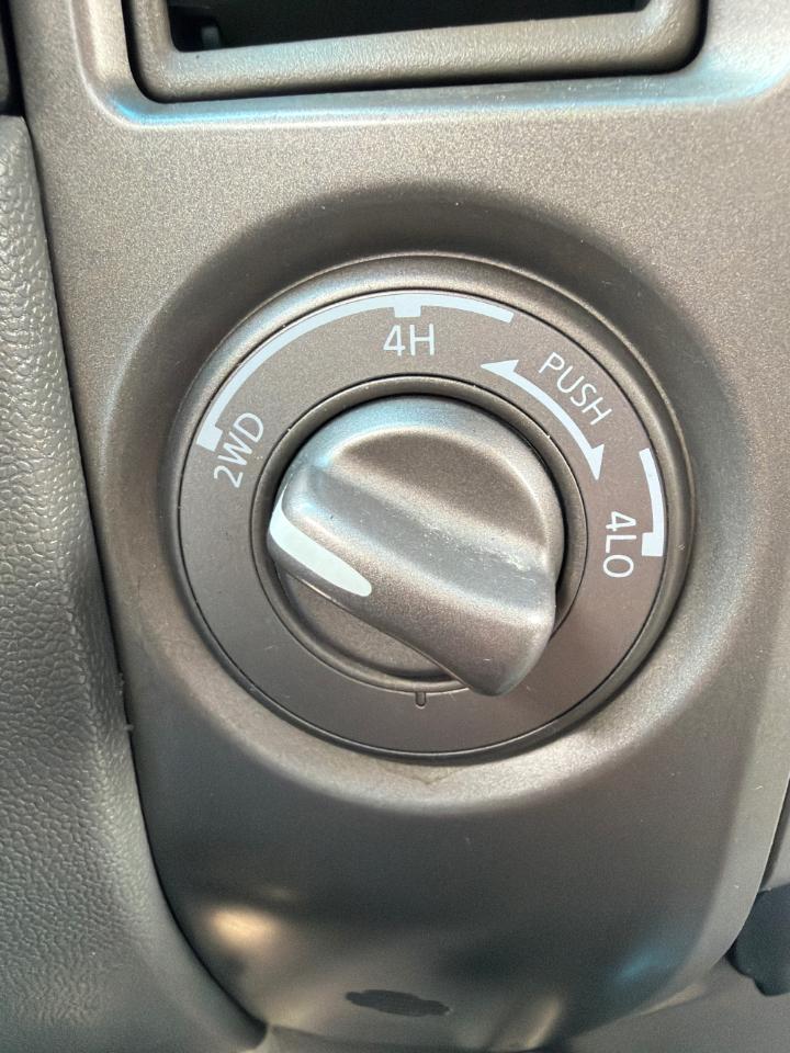 Nissan Titan SE Crew Cab 4WD FFV 2006