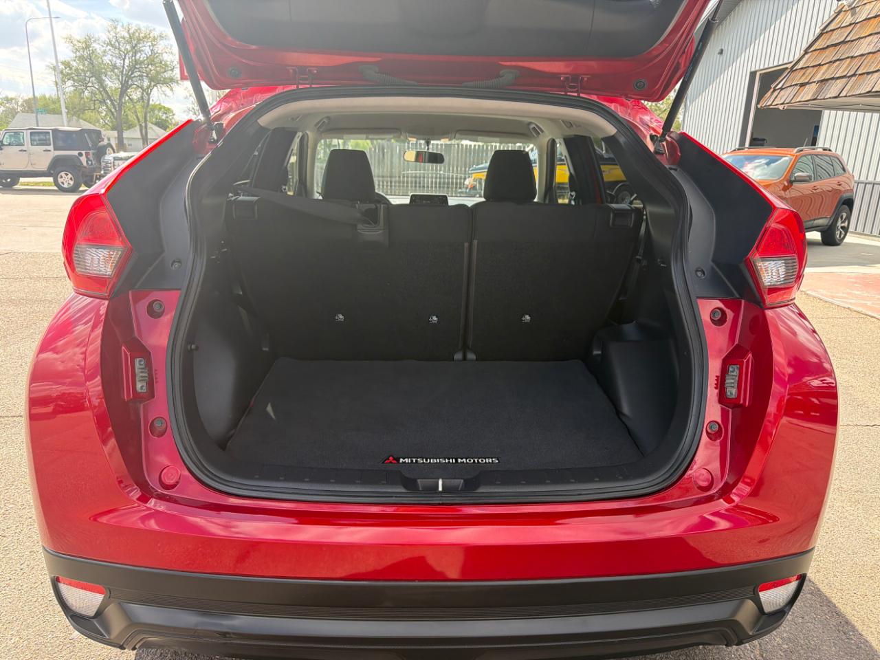Mitsubishi Eclipse Cross LE FWD 2020