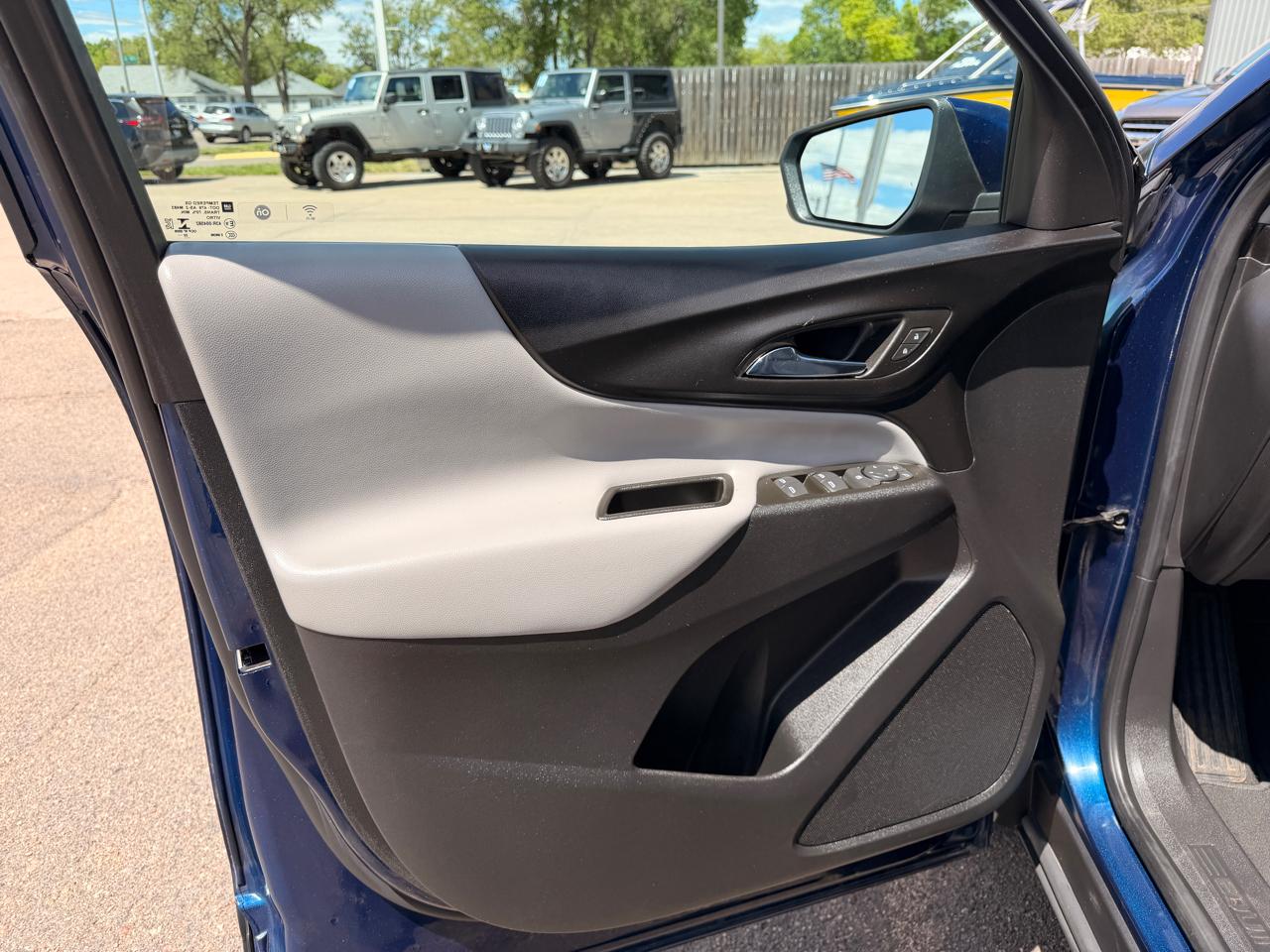 Chevrolet Equinox AWD 4dr LT w/2FL 2023