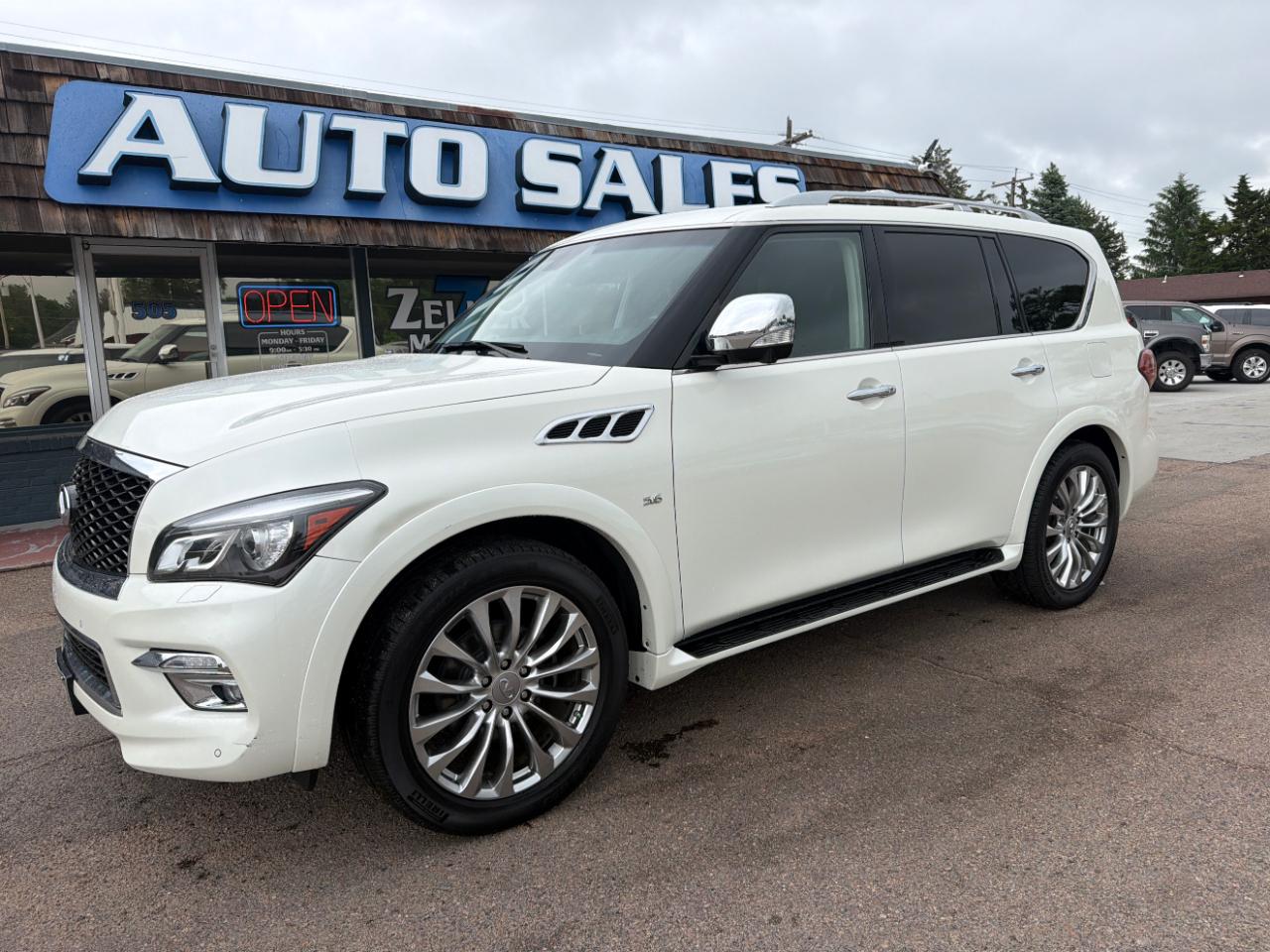 2016 Infiniti QX80 4WD 4dr