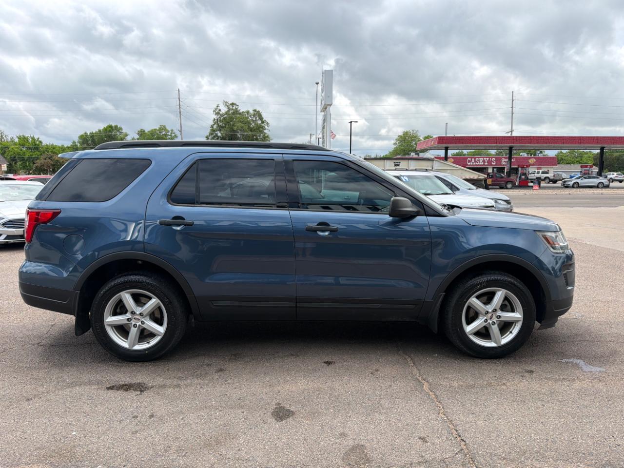 Ford Explorer Base 4WD 2018