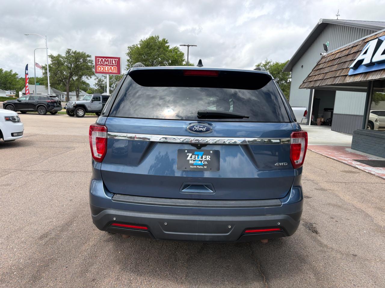 Ford Explorer Base 4WD 2018