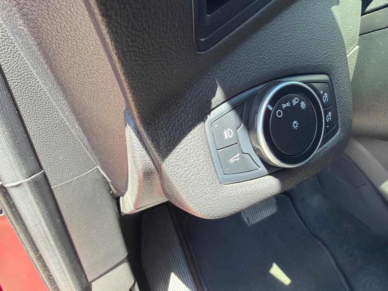 Ford Escape SE FWD 2017