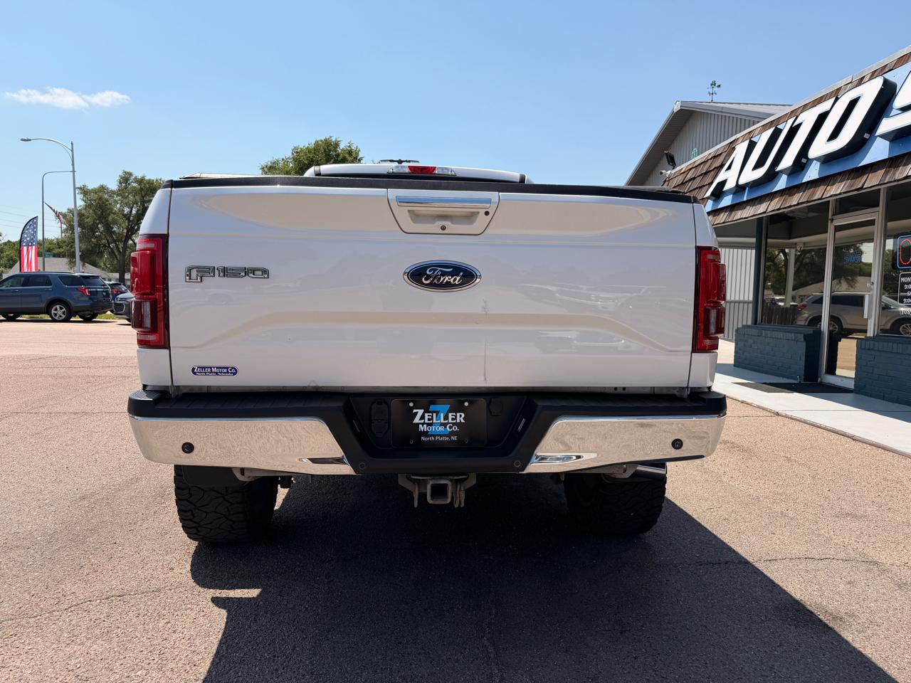 Ford F-150 4WD SuperCrew 145" Lariat 2016