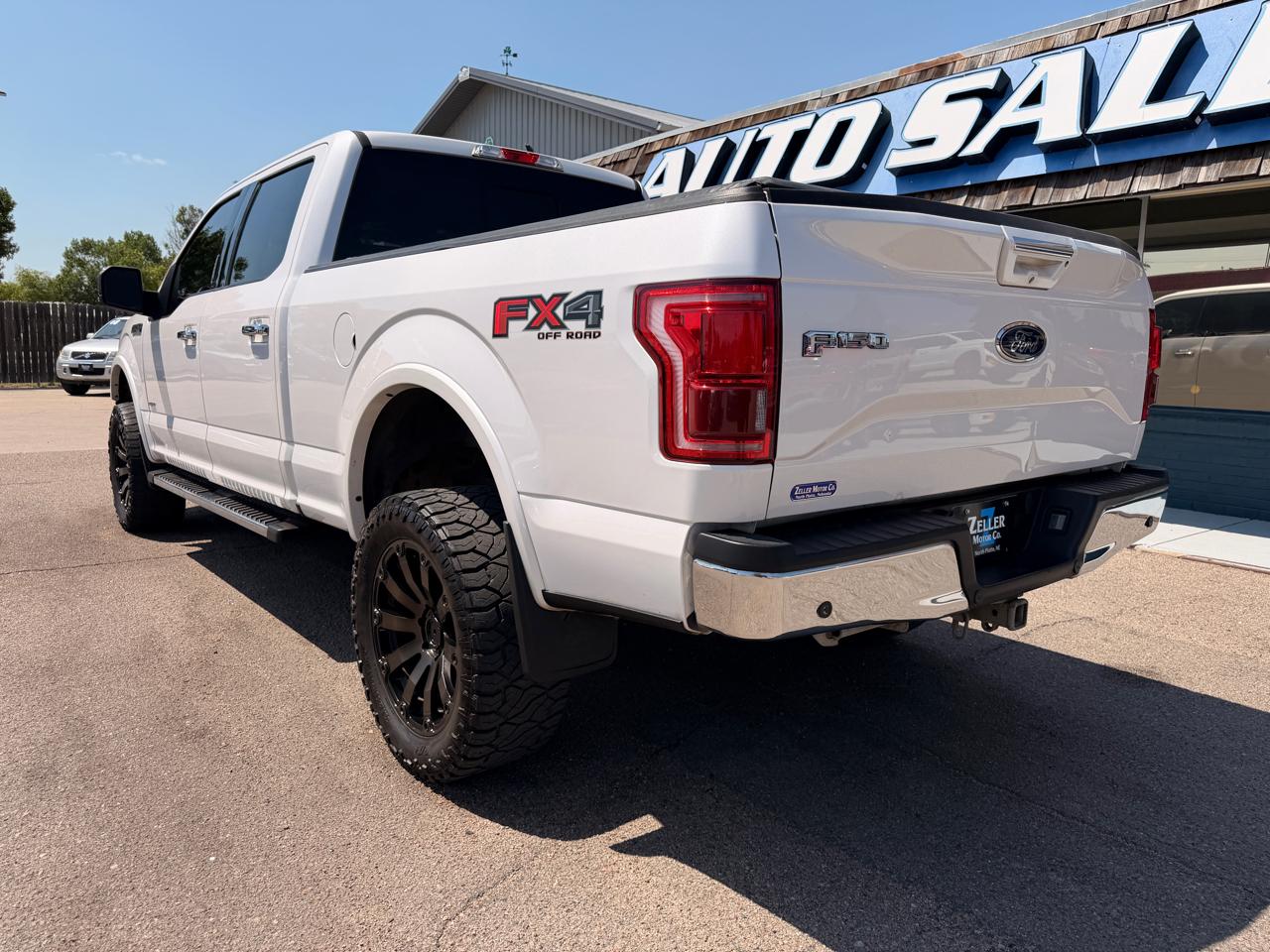 Ford F-150 4WD SuperCrew 145" Lariat 2016
