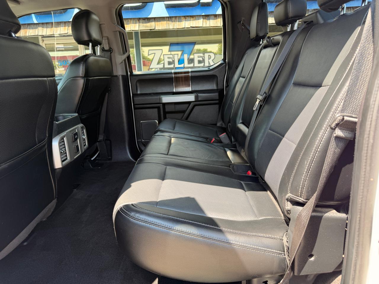 Ford F-150 4WD SuperCrew 145" Lariat 2016