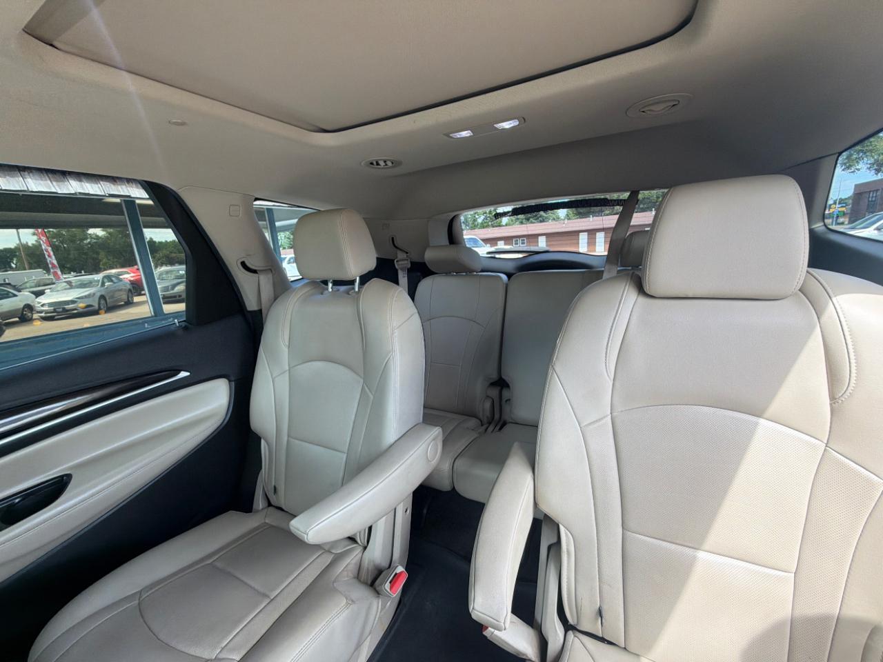 Buick Enclave AWD 4dr Essence 2019