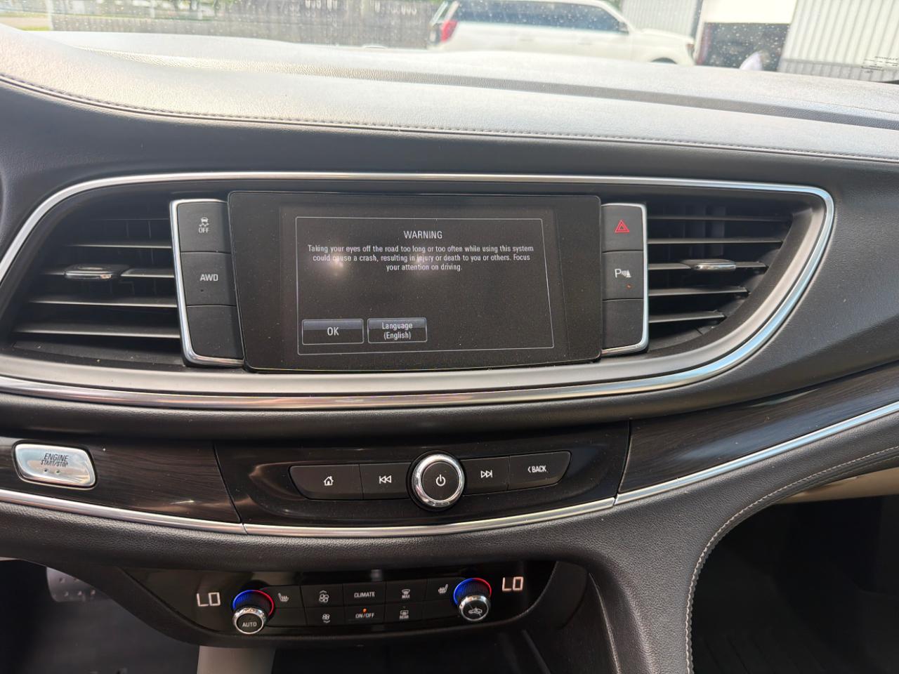 Buick Enclave AWD 4dr Essence 2019