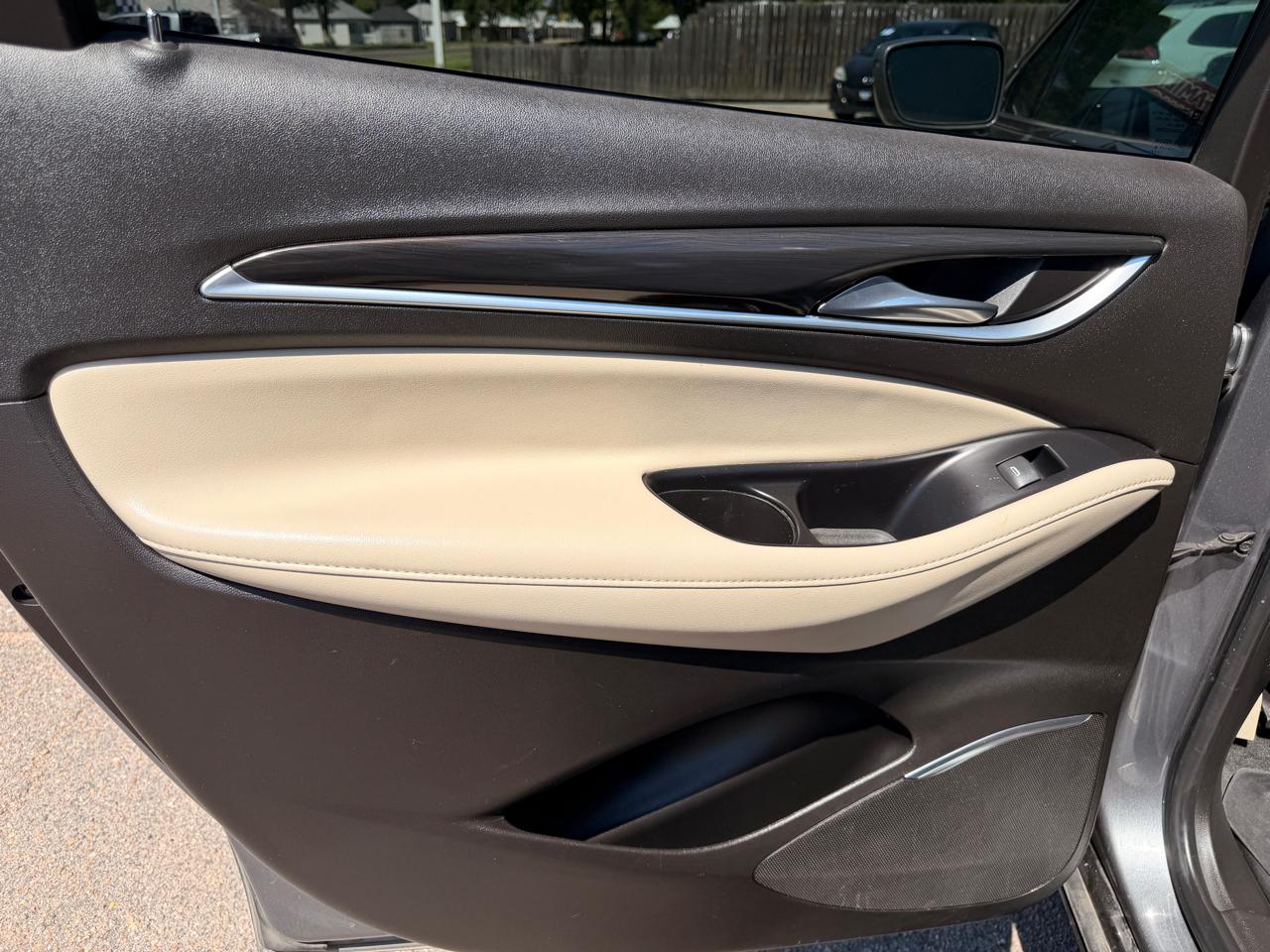 Buick Enclave AWD 4dr Essence 2019