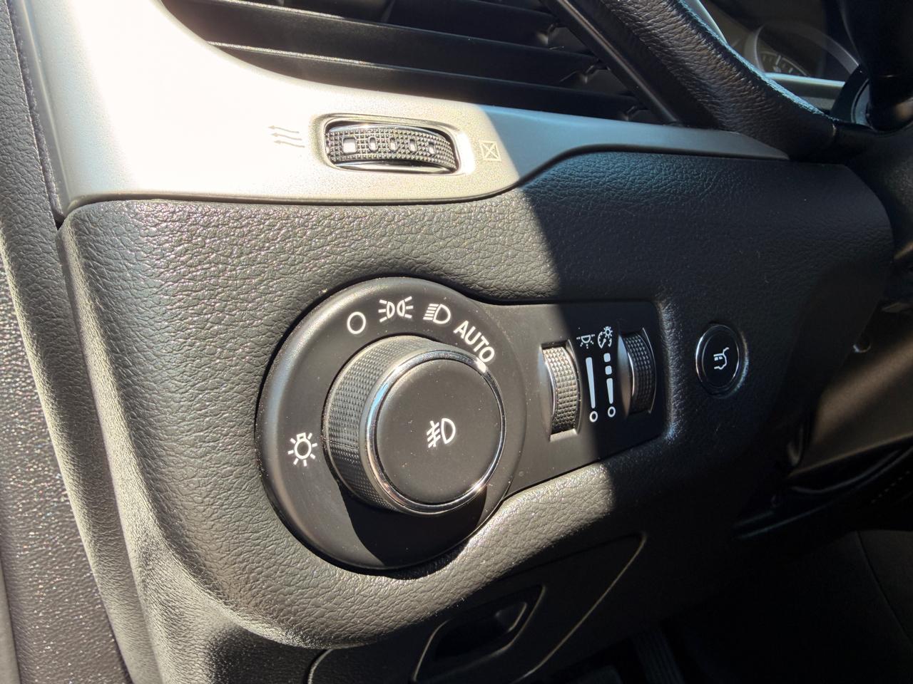 Jeep Cherokee 4WD 4dr Trailhawk 2015