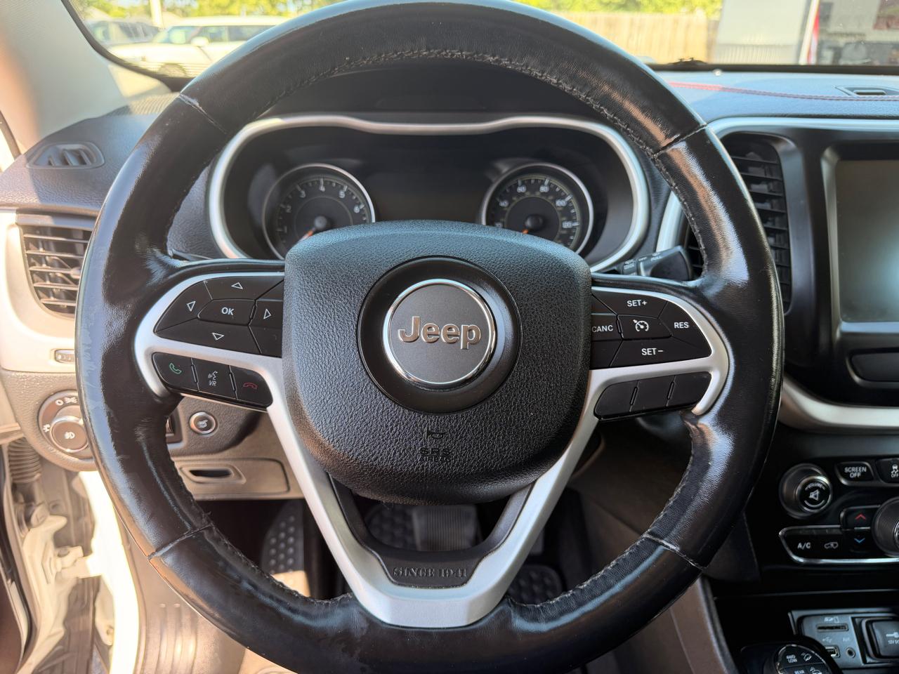 Jeep Cherokee 4WD 4dr Trailhawk 2015