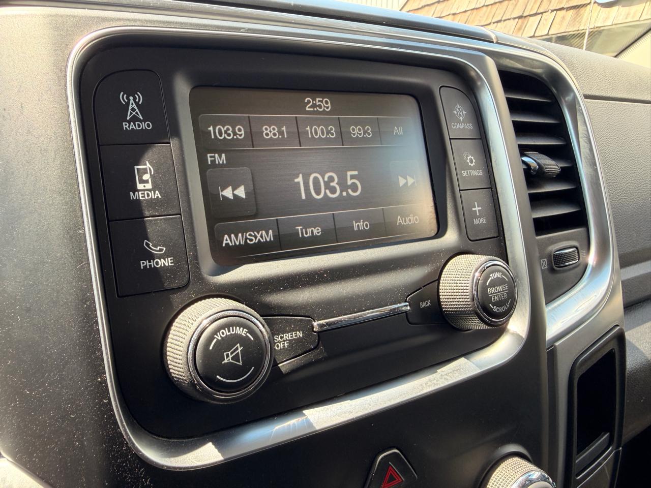 RAM 1500 SLT 4x4 Crew Cab 5'7" Box 2018