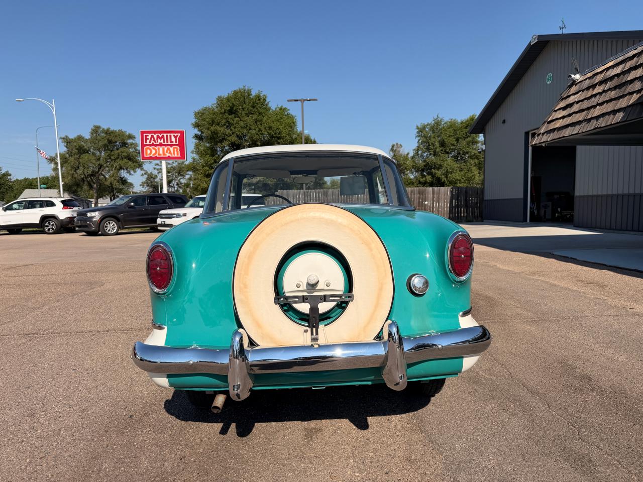 Nash Metropolitan  1957