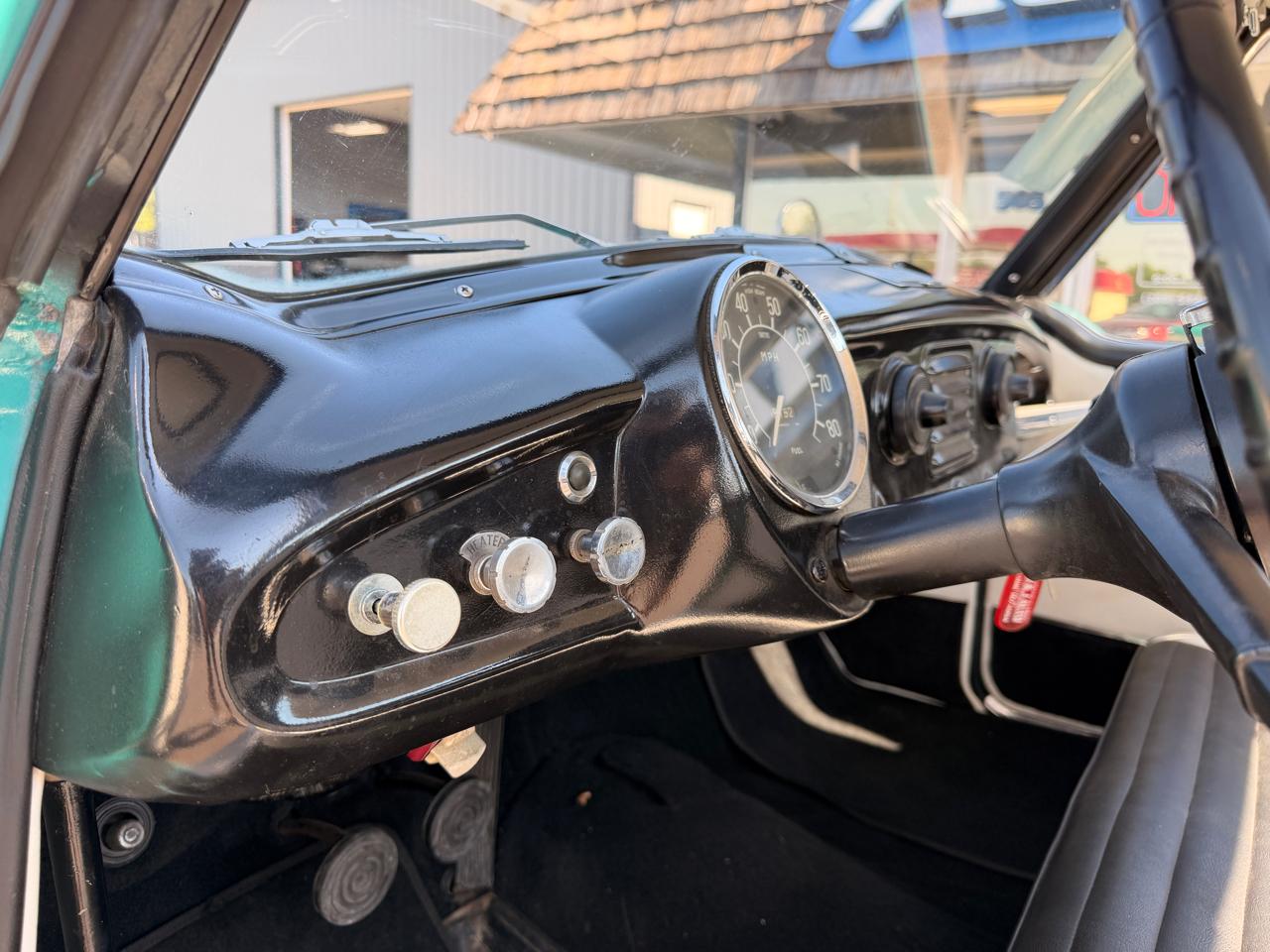 Nash Metropolitan  1957