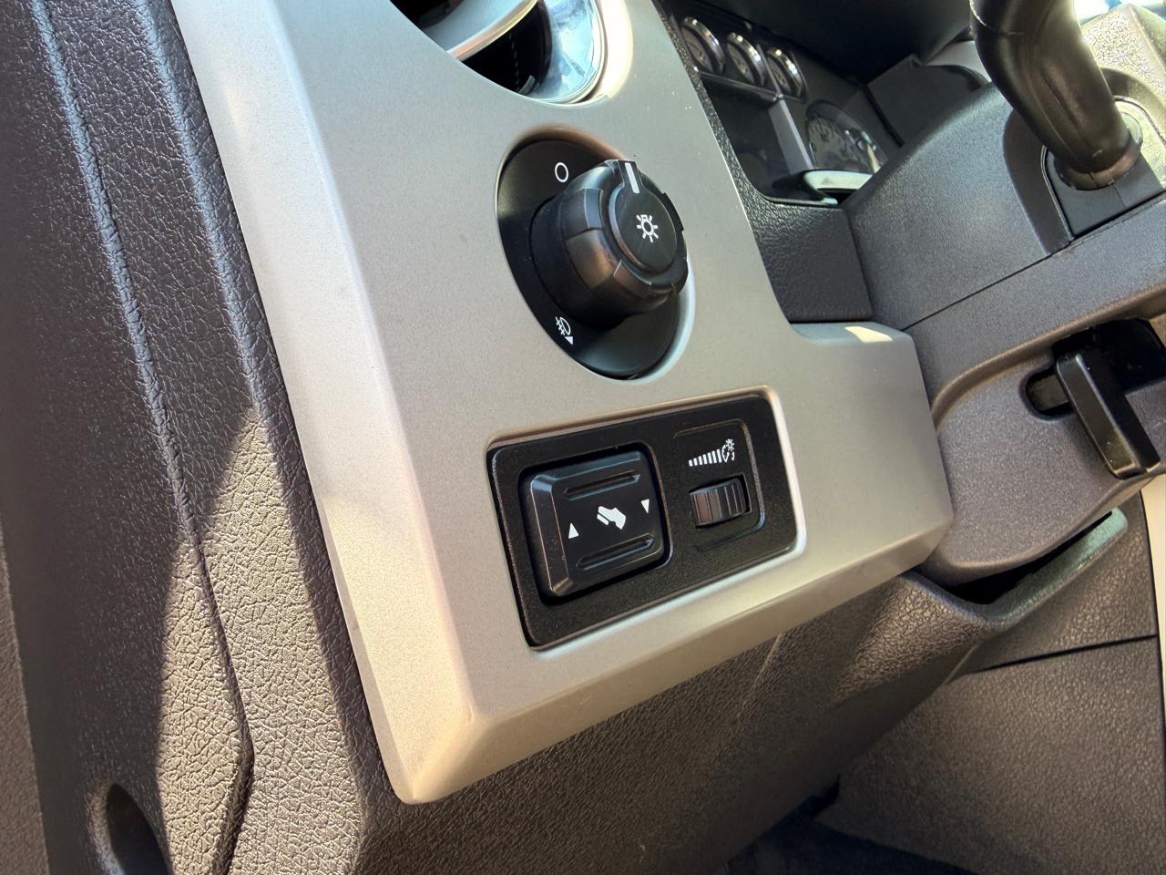 Ford F-150 4WD SuperCrew 145" Lariat 2010