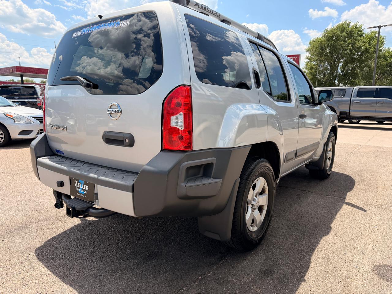 Nissan Xterra 4WD 4dr Auto S 2011