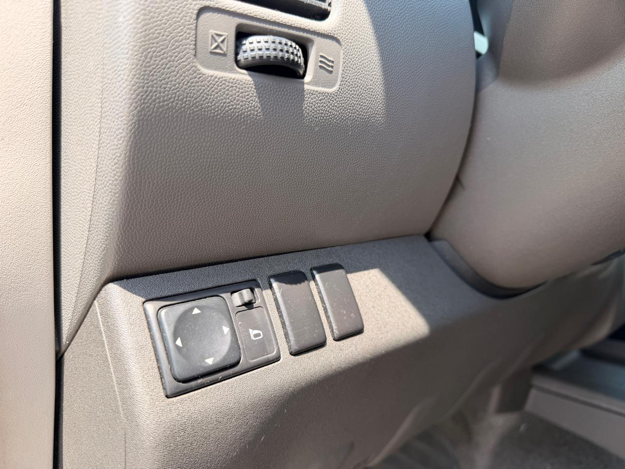 Nissan Xterra 4dr S 4WD V6 Auto 2005