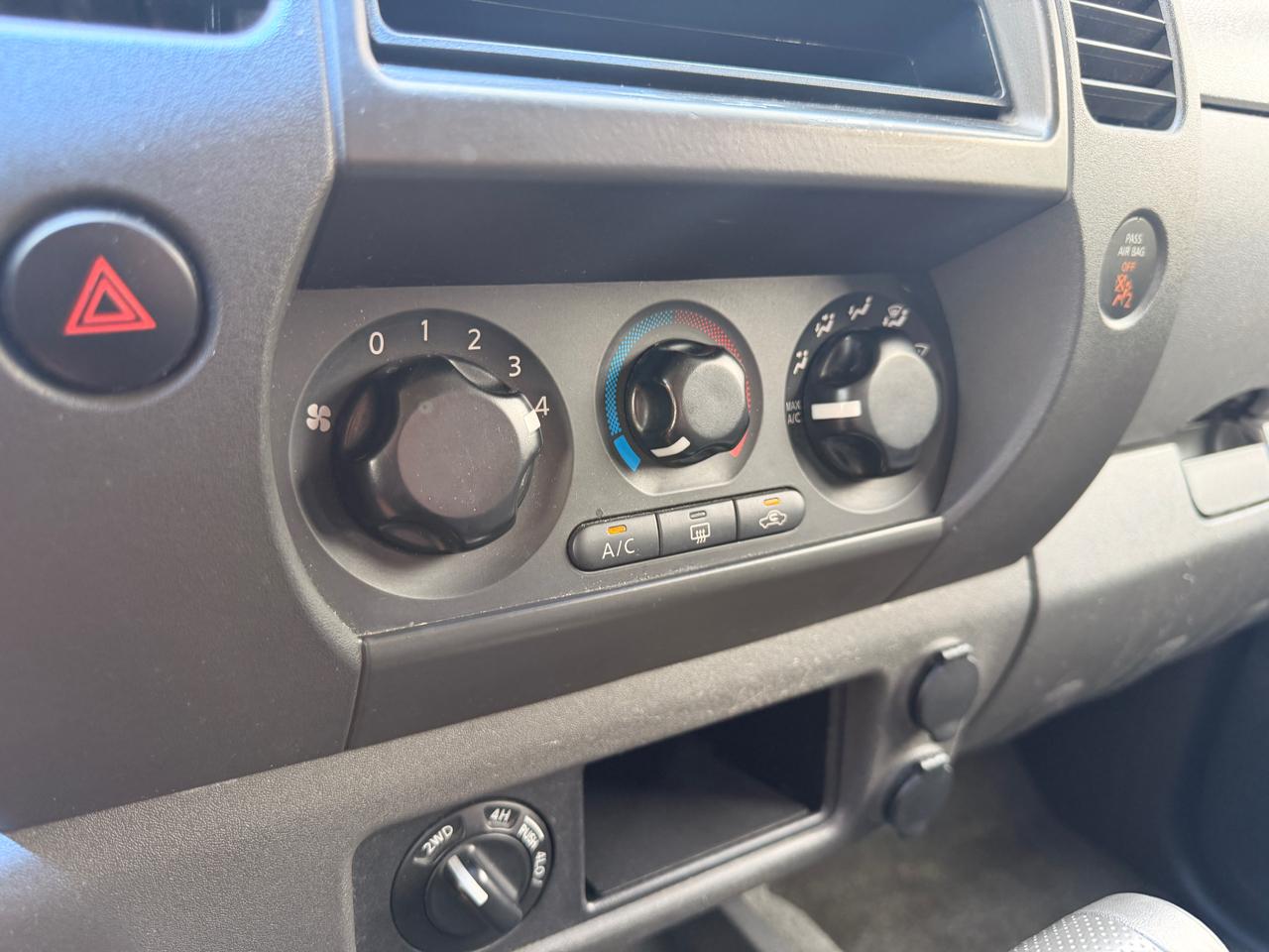 Nissan Xterra 4dr S 4WD V6 Auto 2005