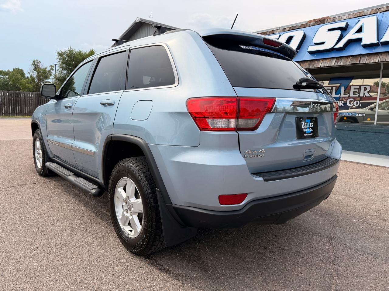 Jeep Grand Cherokee 4WD 4dr Laredo 2012