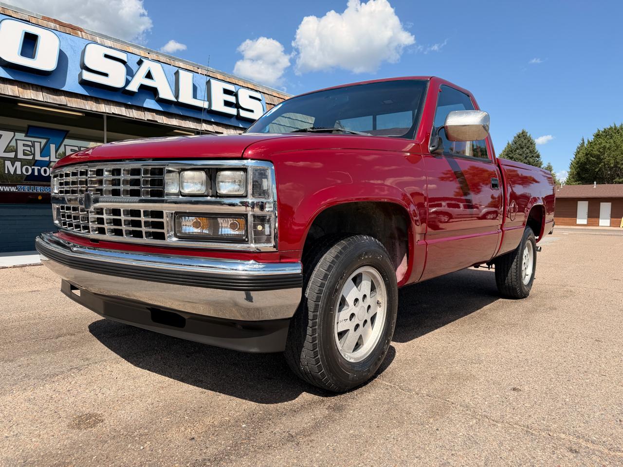 Chevrolet 1/2 Ton Pickups Fleetside 117.5" 4WD 1989
