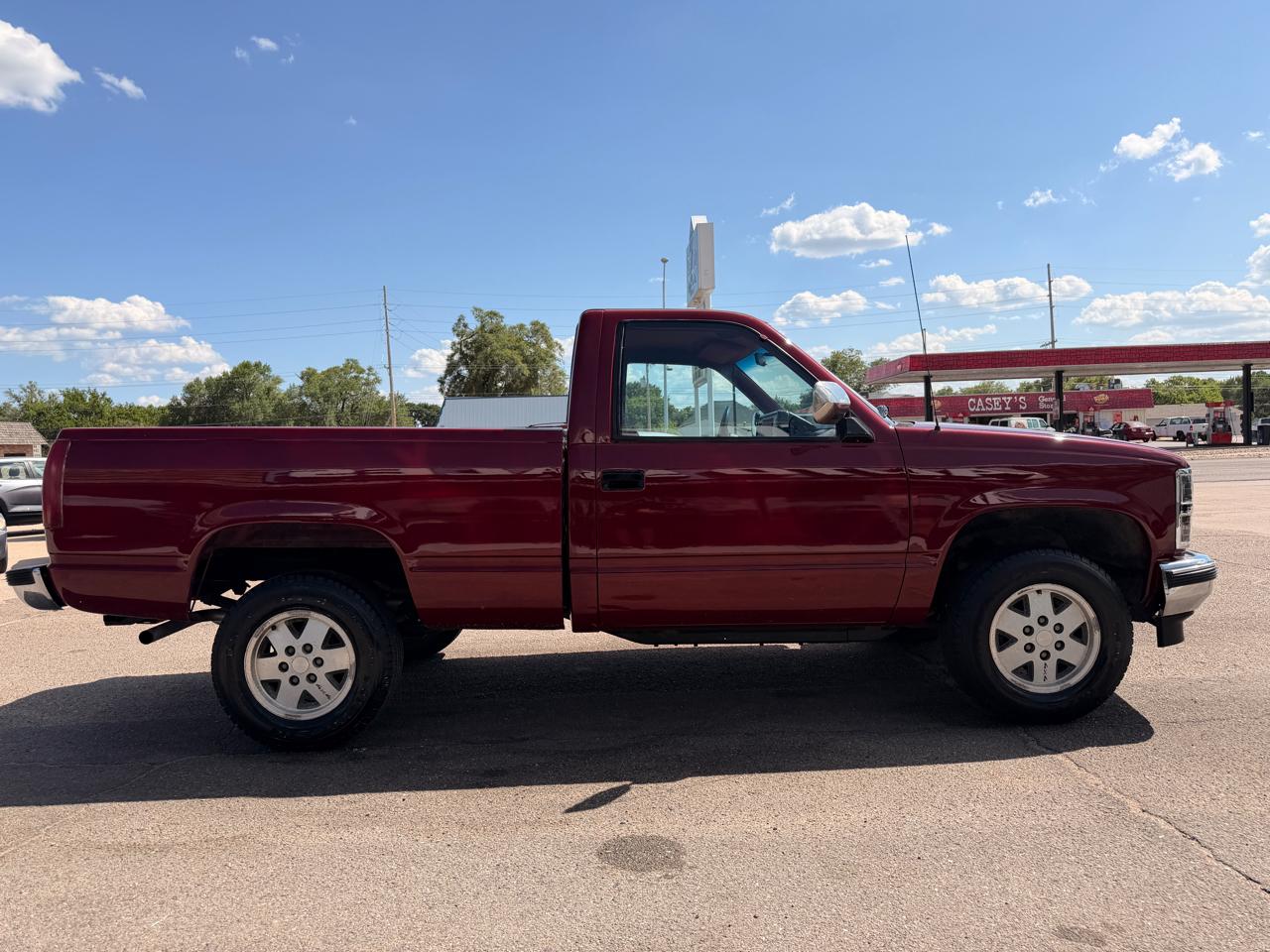 Chevrolet 1/2 Ton Pickups Fleetside 117.5" 4WD 1989