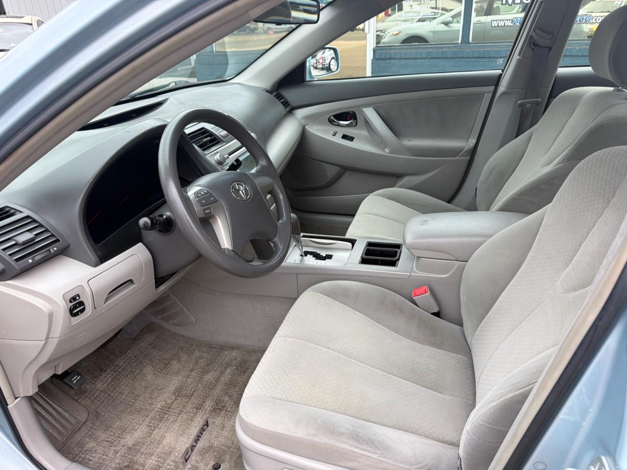Toyota Camry 4dr Sdn I4 Auto XLE (Natl) 2007