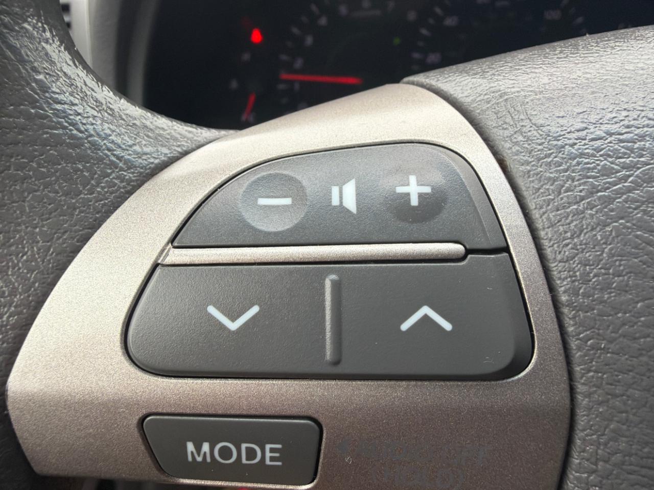 Toyota Camry 4dr Sdn I4 Auto XLE (Natl) 2007