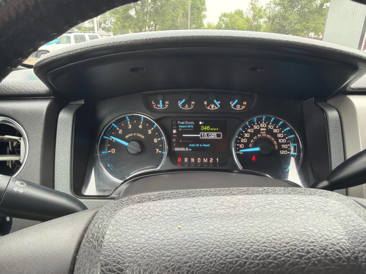 Ford F-150 4WD SuperCrew 145" Lariat 2011