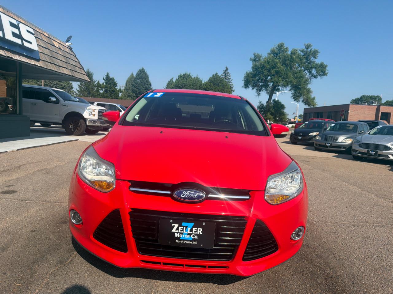 Ford Focus 4dr Sdn SEL 2012