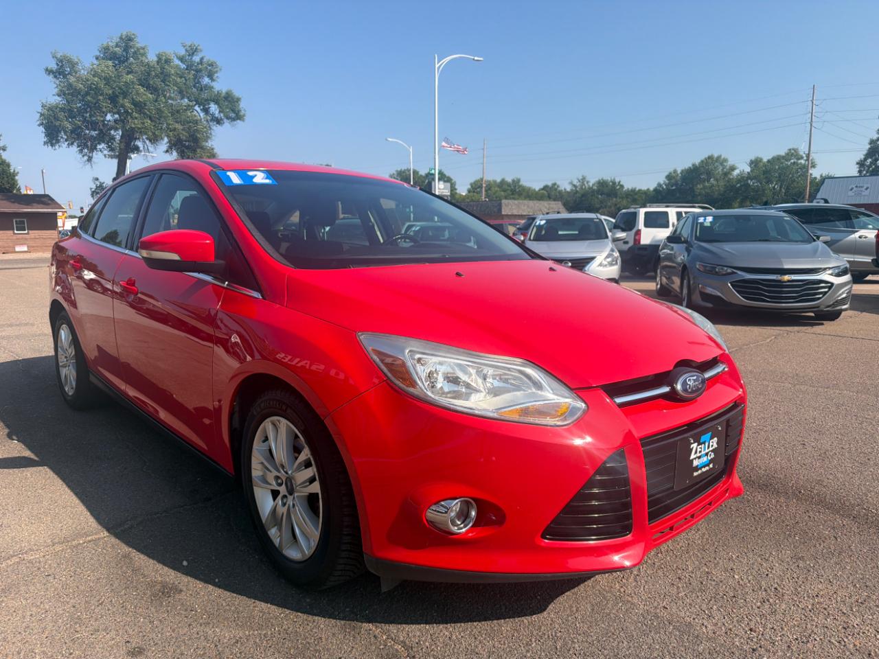 Ford Focus 4dr Sdn SEL 2012