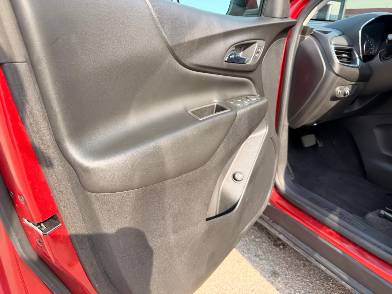 Chevrolet Equinox FWD 4dr LT w/1LT 2022